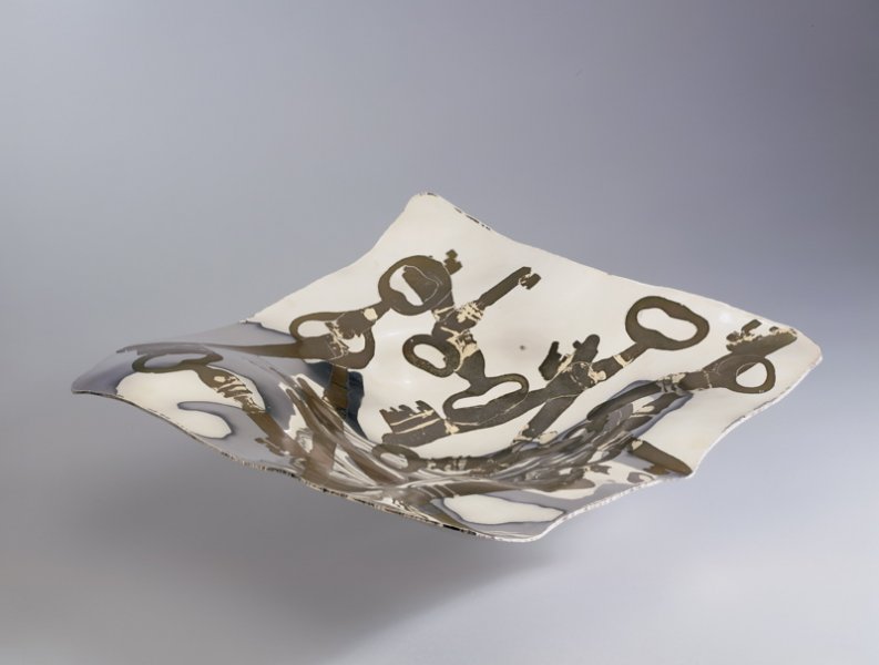 Piece -- materials: silver, brass; dimensions: 28 x 29 x 9.5h,;